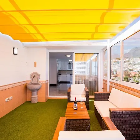 Las Americas De Lux 102m2 شقة