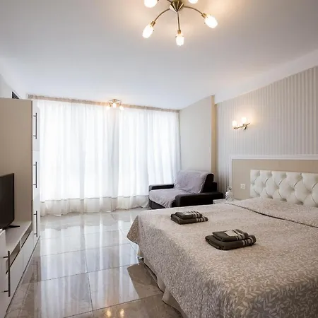 Las Americas De Lux 102m2 *