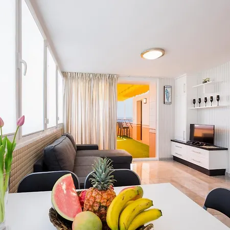 Διαμέρισμα Las Americas De Lux 102m2 Playa Feñabe