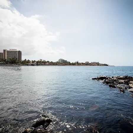 Διαμέρισμα Las Americas De Lux 102m2